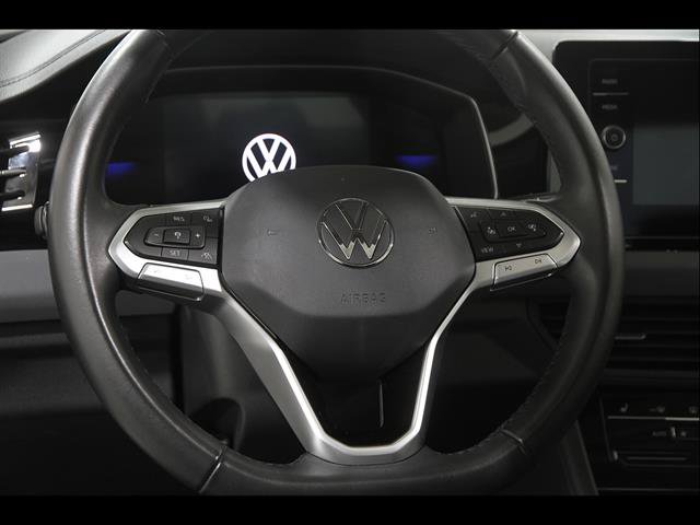 Certified 2025 Volkswagen Jetta SE FWD image 7