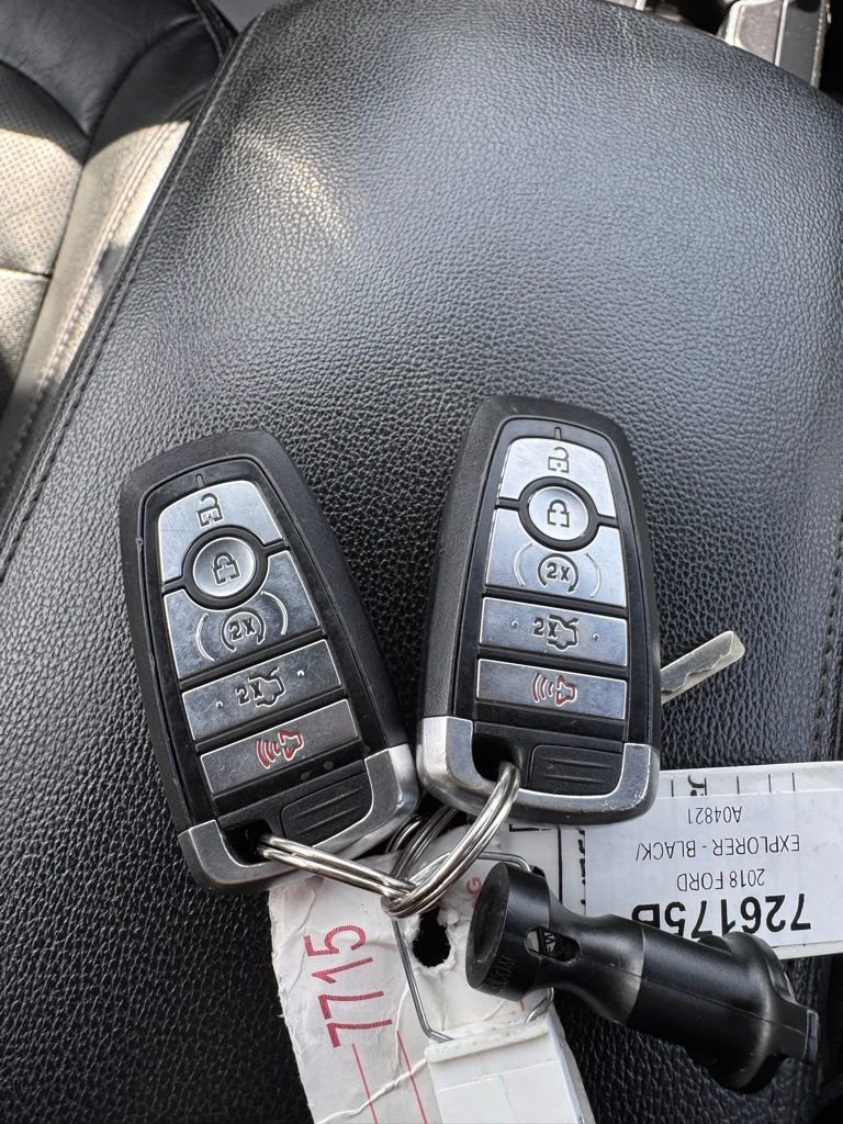 Used 2018 Ford Explorer Limited image 34