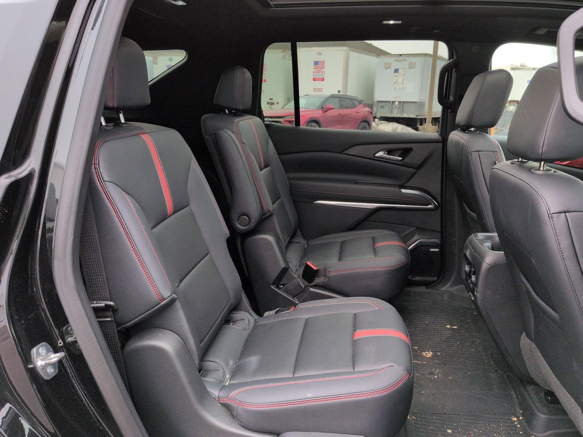 Certified 2024 Chevrolet Traverse RS w/ LPO, Floor Liner Package image 28