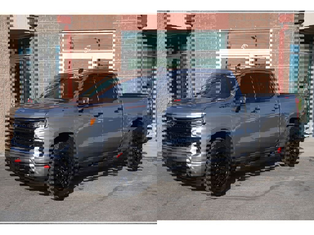 Used 2024 Chevrolet Silverado 1500 RST w/ Redline Edition image 2