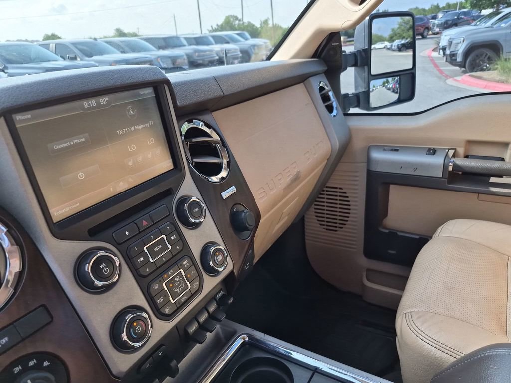 Used 2015 Ford F250 Lariat w/ Lariat Interior Package AWD/4WD image 26