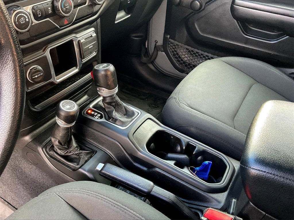 Used 2021 Jeep Wrangler Unlimited Sport image 19