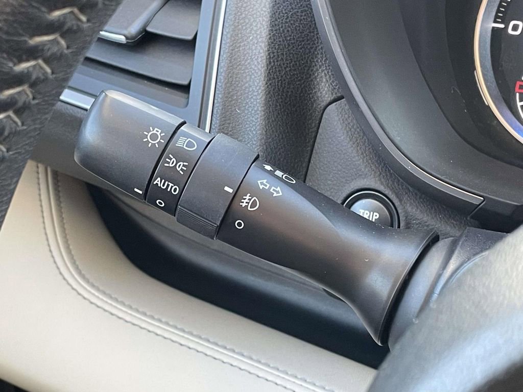 Used 2019 Subaru Ascent Limited image 13