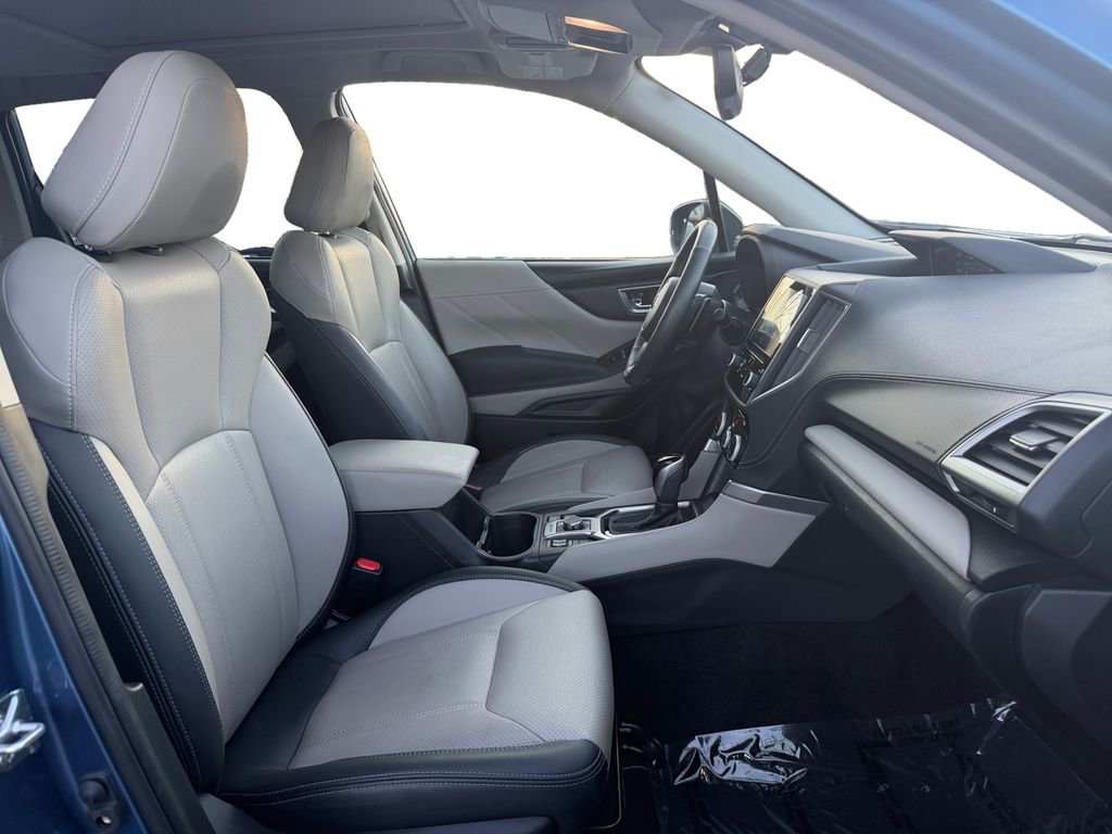 Used 2023 Subaru Forester Limited image 15