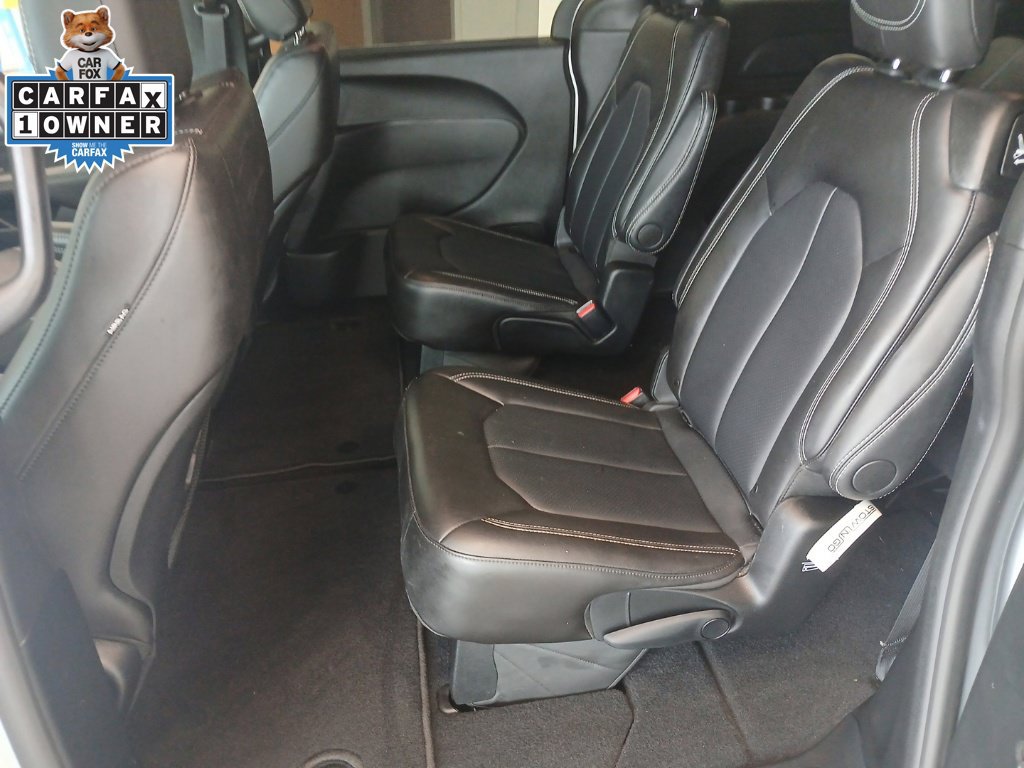 Used 2026 Chrysler Pacifica Select FWD image 11