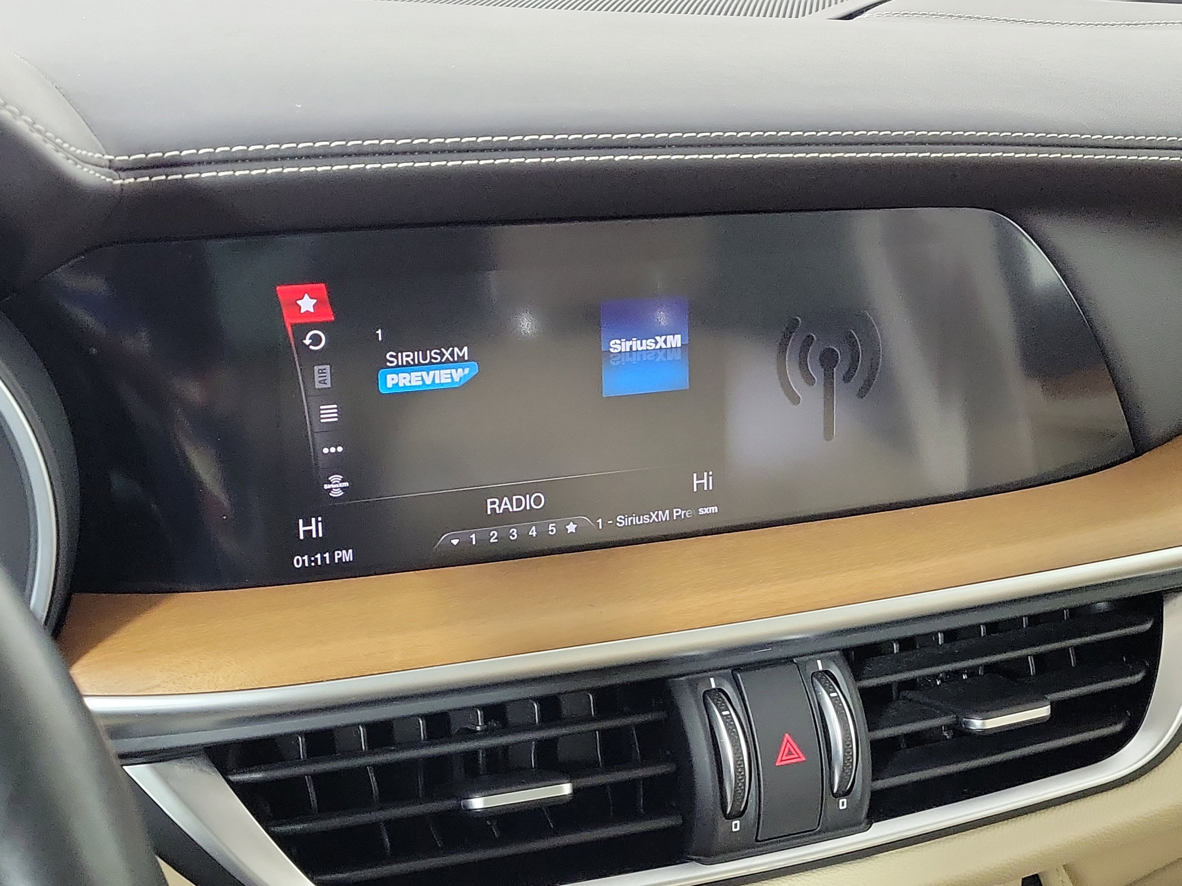 Used 2019 Alfa Romeo Stelvio Ti Lusso w/ Quick Order Package 22X Lusso image 17