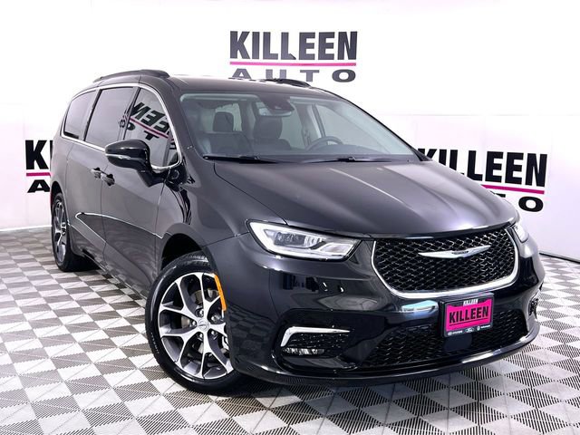 Used 2022 Chrysler Pacifica Touring-L