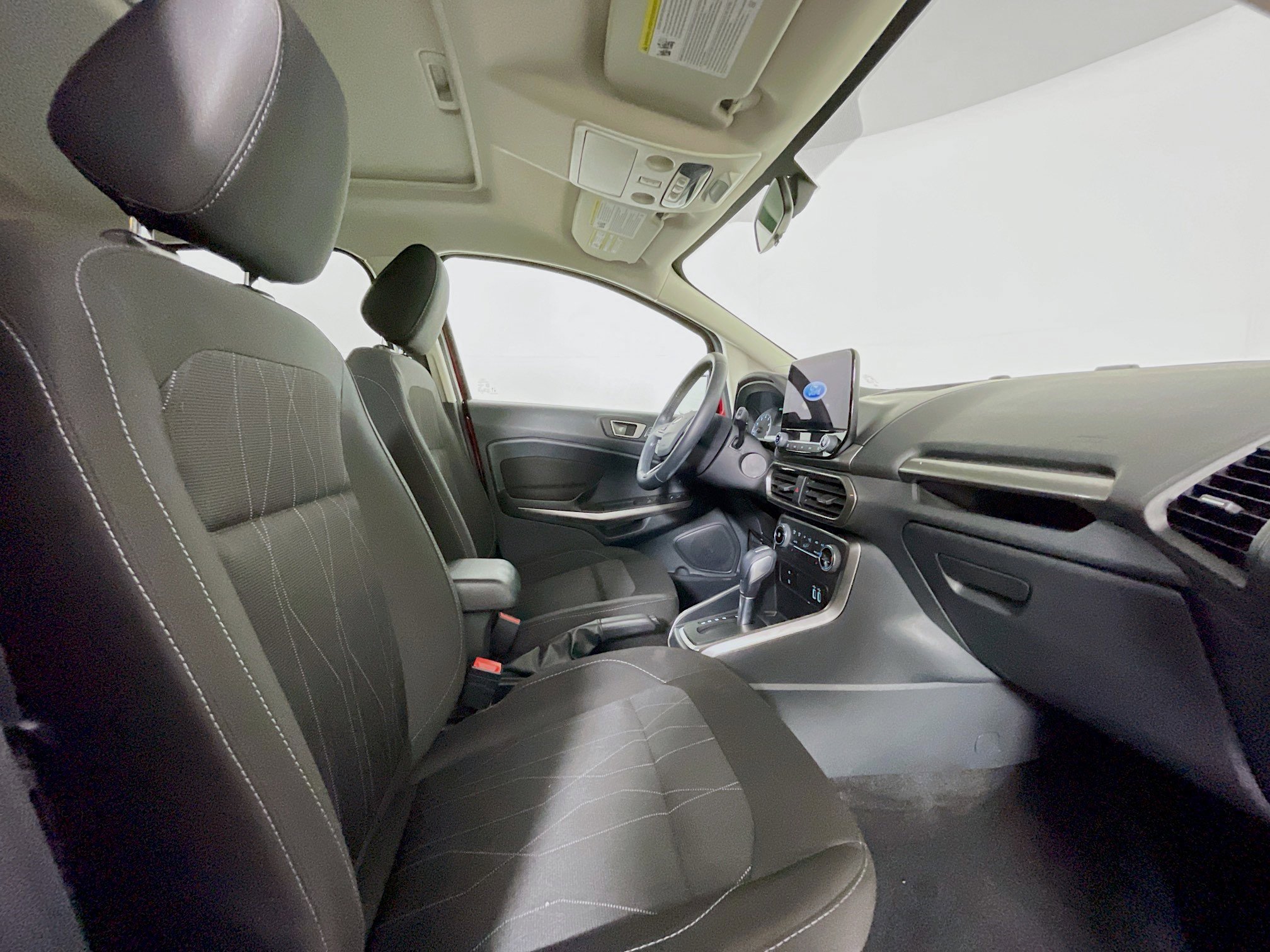 Used 2020 Ford EcoSport SE image 30