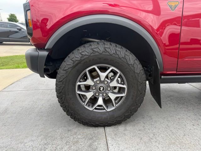 Certified 2025 Ford Bronco Badlands AWD/4WD image 4