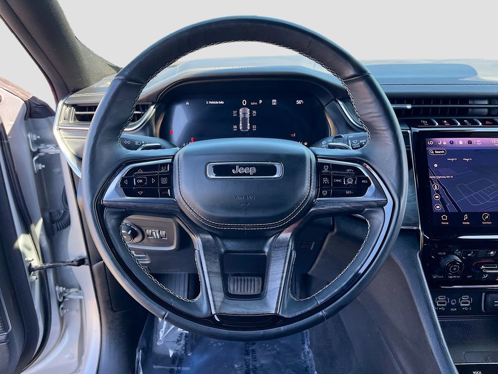 Certified 2025 Jeep Grand Cherokee Overland w/ Adv Protech Group III image 11