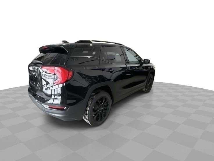 Used 2021 GMC Terrain SLE w/ Driver Convenience Package image 8