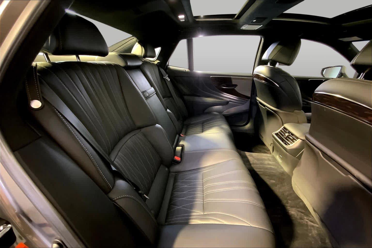 Certified 2023 Lexus LS 500 AWD w/ Interior Upgrade Package image 20