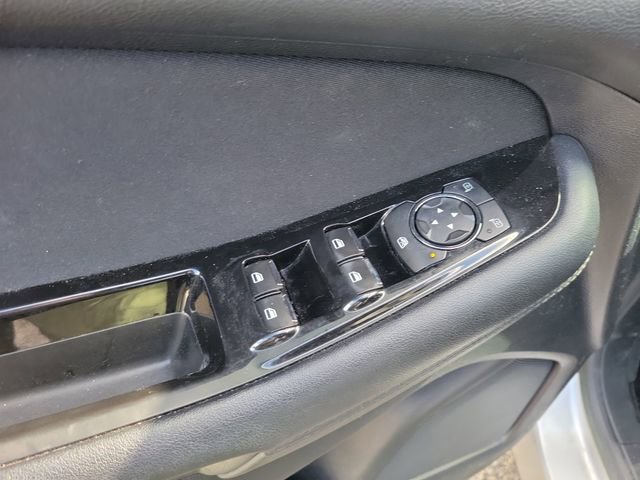 Used 2018 Ford Edge SEL image 15