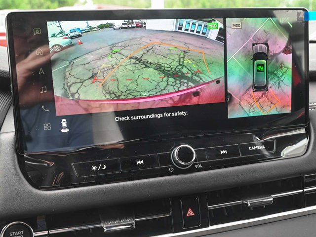 New 2025 Mitsubishi Outlander SE image 19