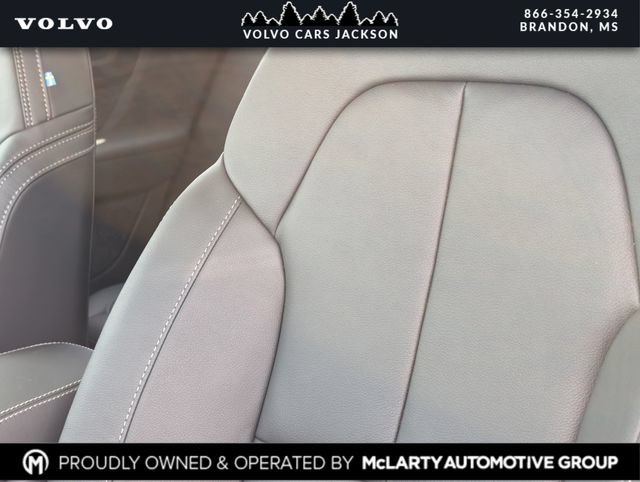 New 2026 Volvo XC40 B5 Core AWD/4WD image 18