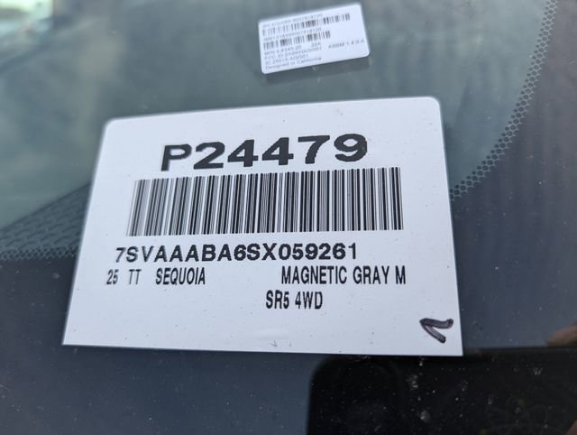 Used 2025 Toyota Sequoia SR5 AWD/4WD image 39