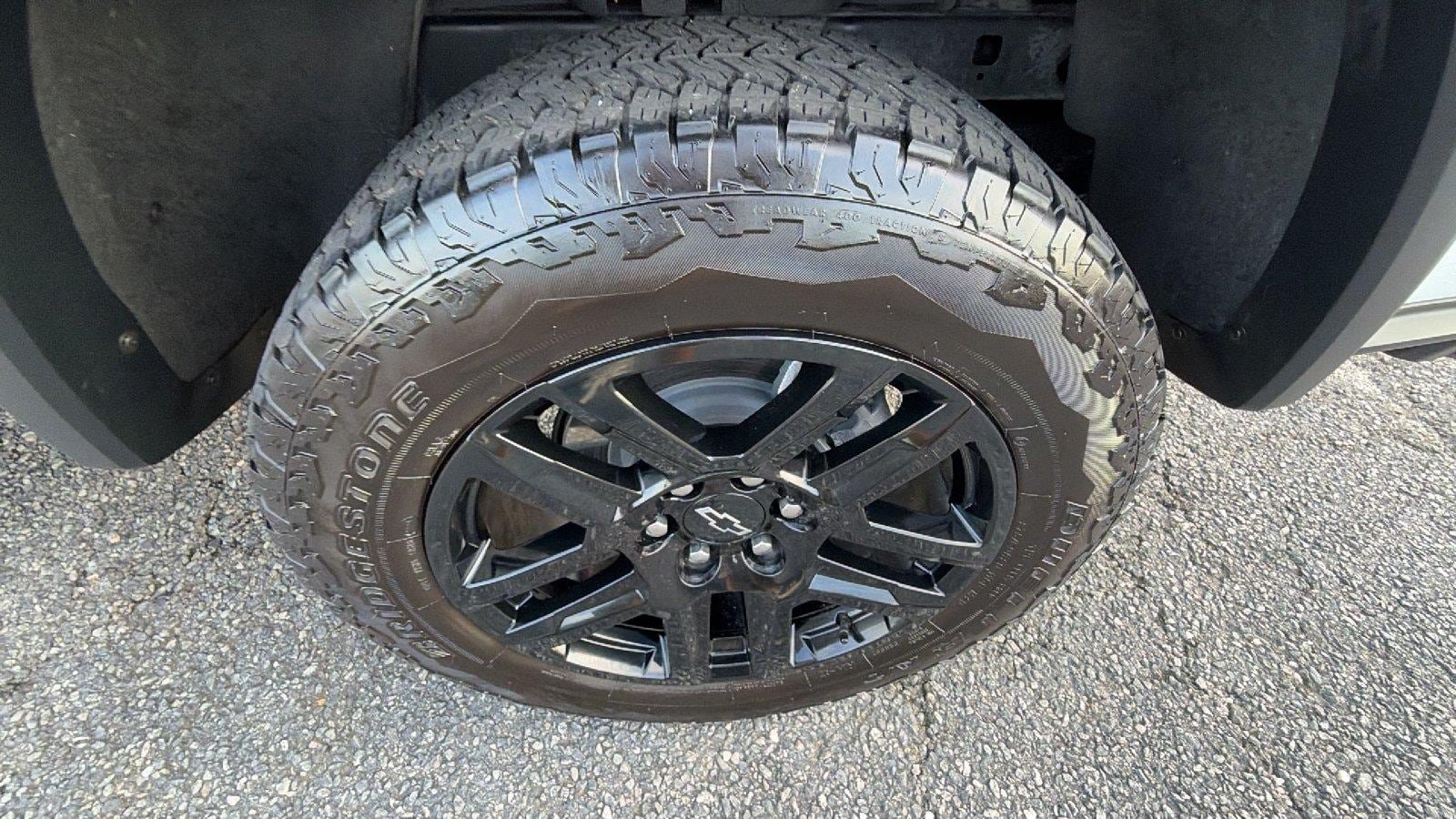 Used 2024 Chevrolet Colorado Trail Boss w/ Advanced Trailering Package AWD/4WD image 12