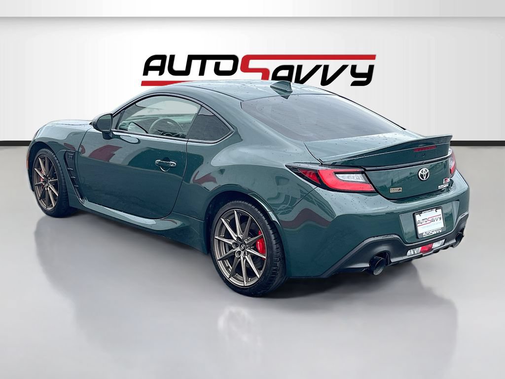 Used 2025 Toyota GR86 Hakone Edition RWD image 5