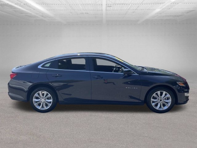 Used 2025 Chevrolet Malibu LT FWD image 5