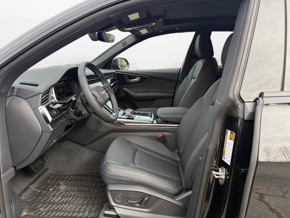New 2026 Audi Q8 Premium Plus image 9