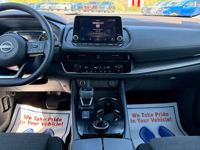 Certified 2023 Nissan Rogue SV image 26