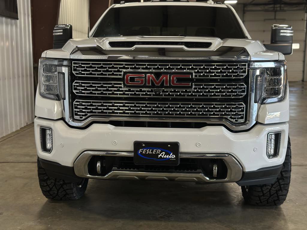 Used 2020 GMC Sierra 2500 Denali w/ Denali Ultimate Package image 9