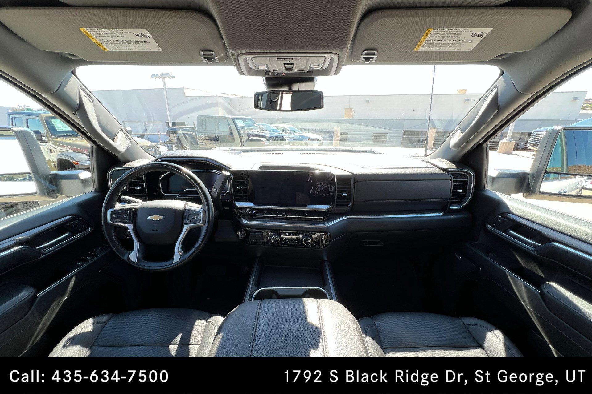 Used 2024 Chevrolet Silverado 3500 LTZ w/ LTZ Convenience Package image 9