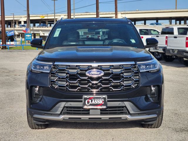 Used 2025 Ford Explorer Platinum w/ LUX Leather Package image 2