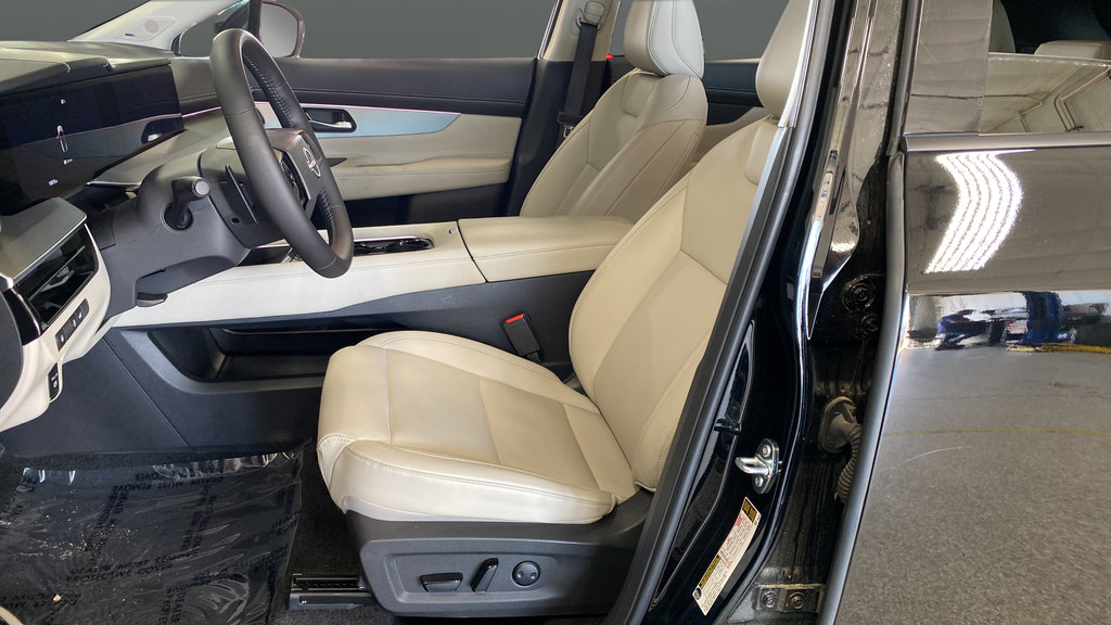 Used 2025 Nissan Murano SL AWD/4WD image 9