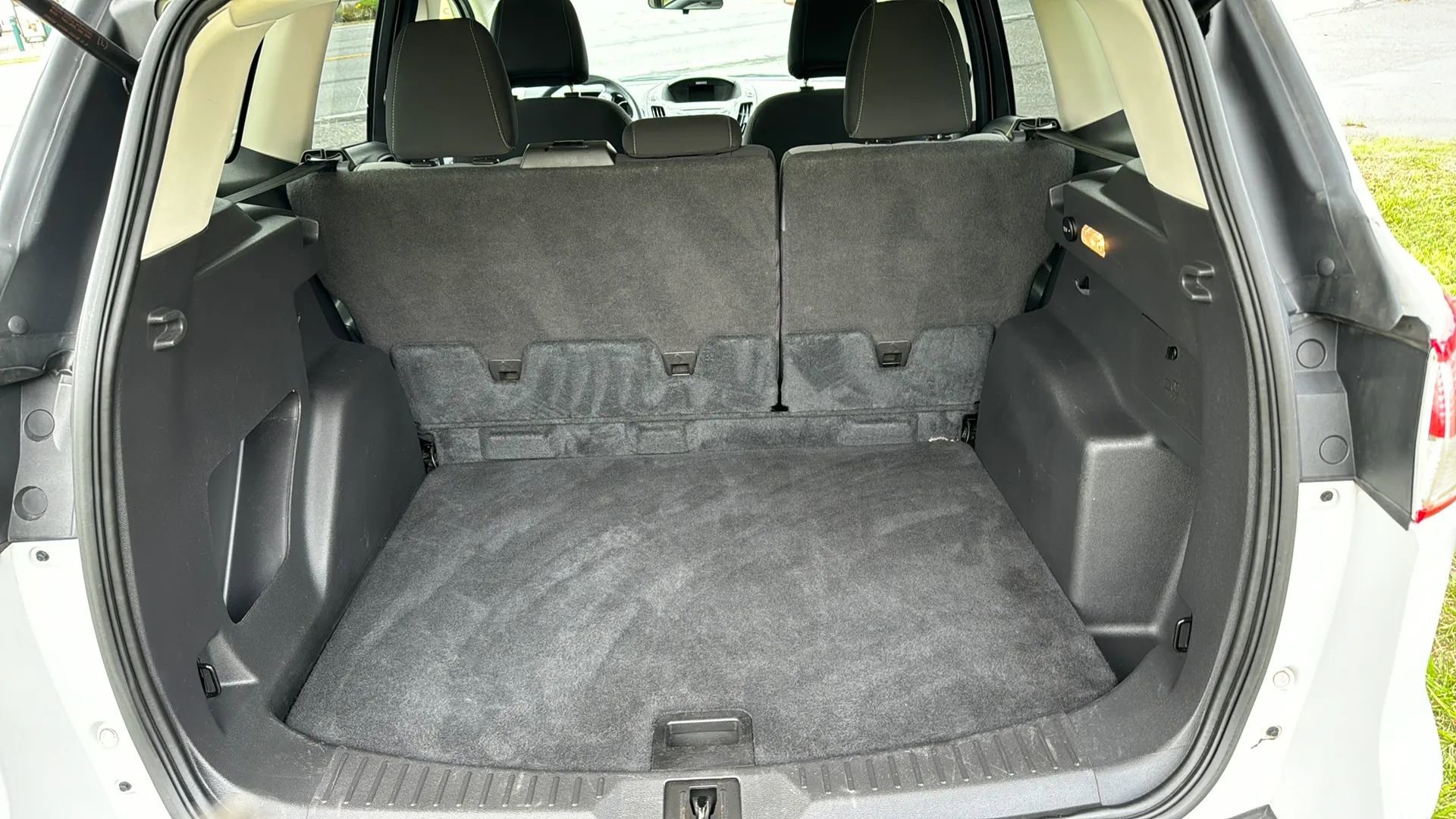 Used 2015 Ford Escape SE AWD/4WD image 8