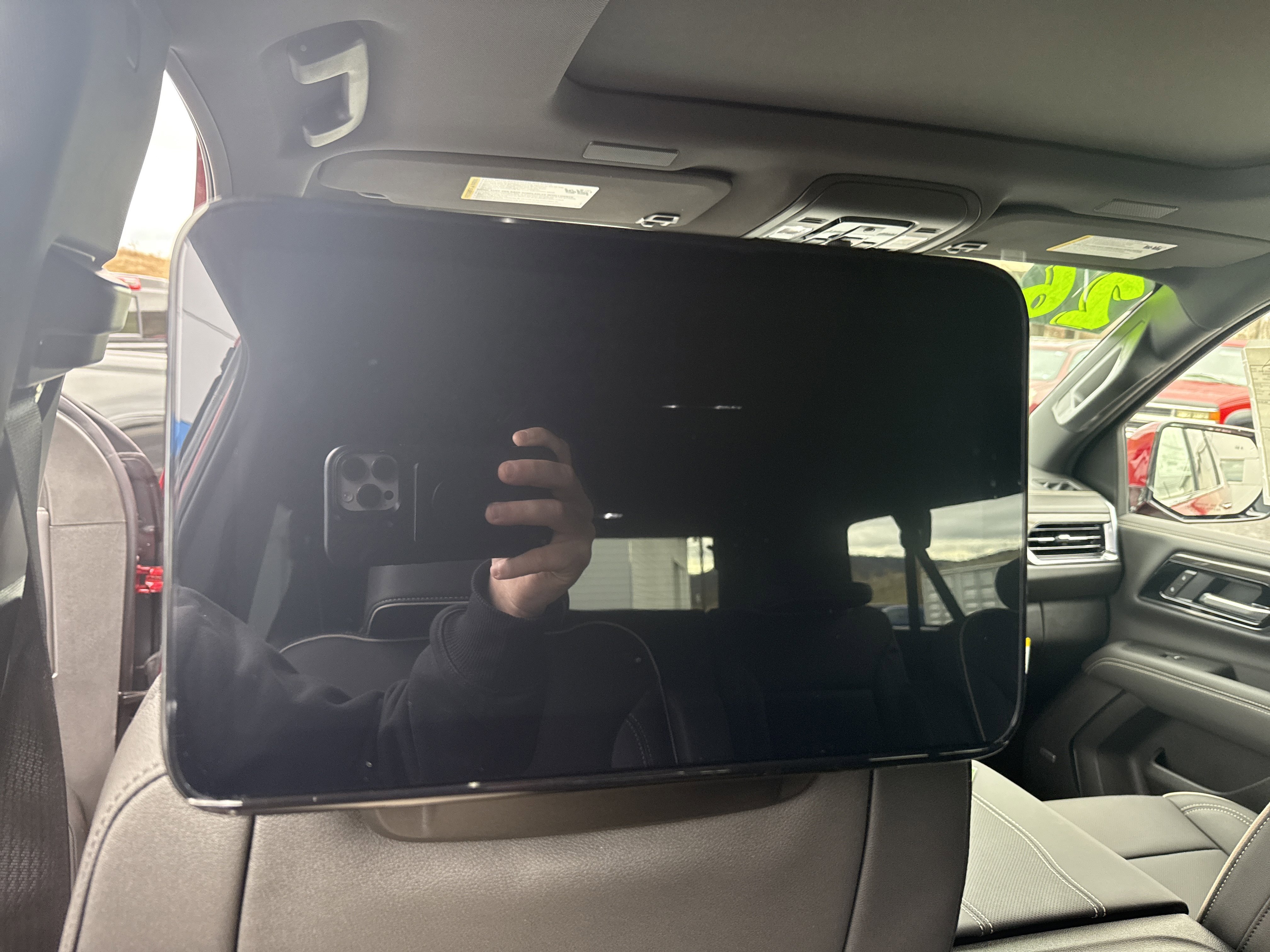 New 2026 GMC Yukon XL Elevation image 18