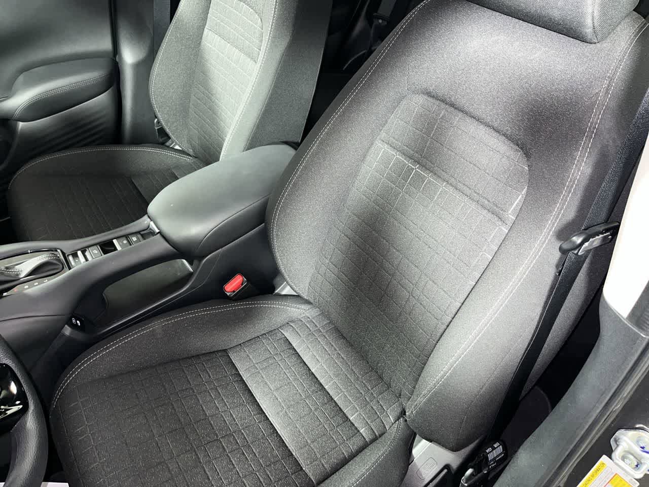 Used 2025 Honda HR-V LX image 15