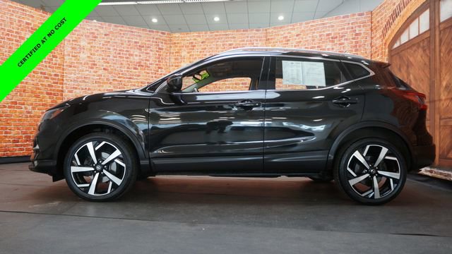 Used 2020 Nissan Rogue Sport SL w/ Premium Package image 4