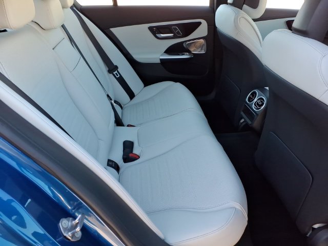 Used 2023 Mercedes-Benz C 300 Sedan image 20