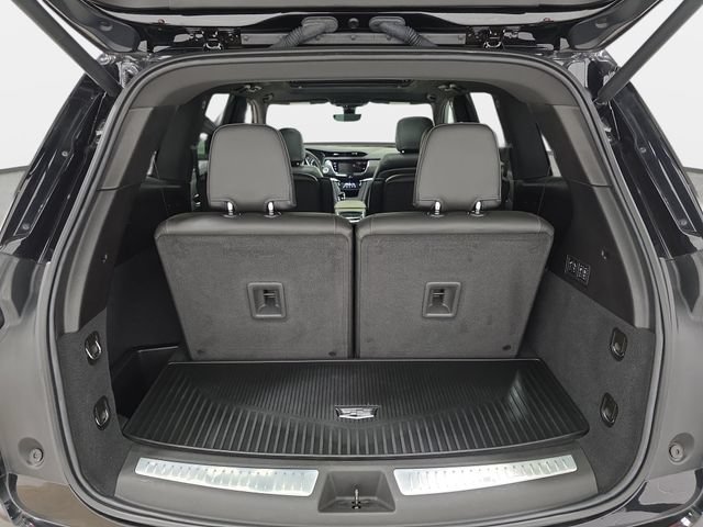 Certified 2024 Cadillac XT6 Sport w/ Technology Package AWD/4WD image 32