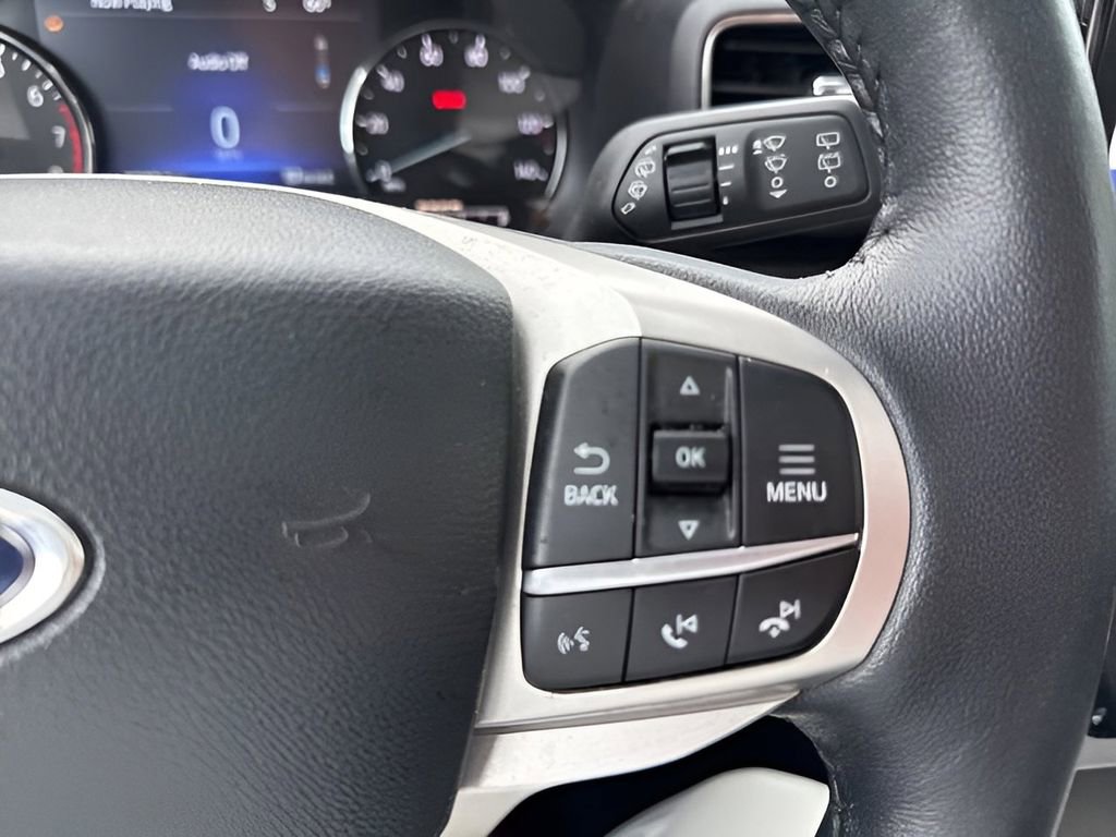 Used 2023 Ford Explorer XLT w/ Equipment Group 202A image 15