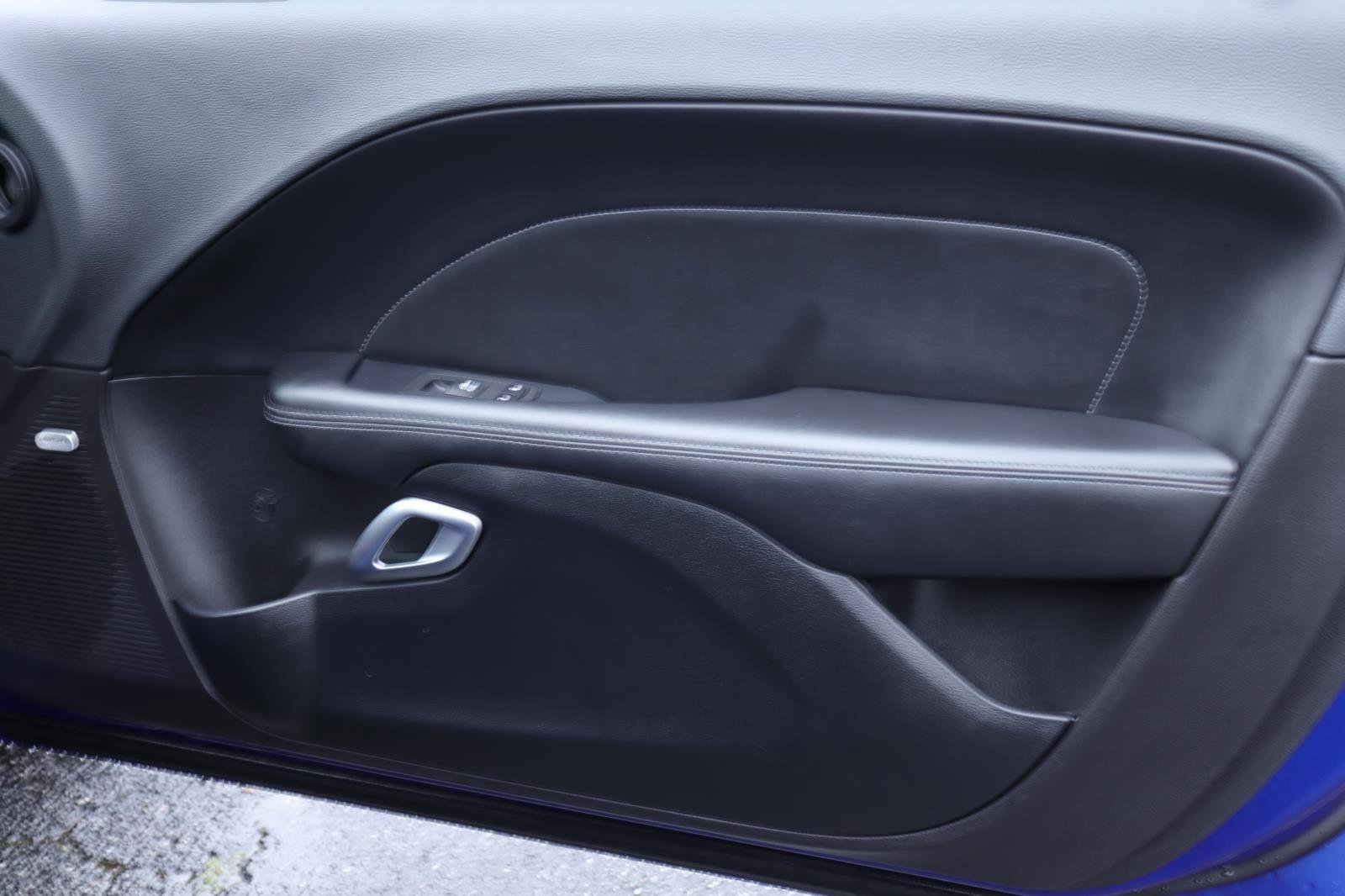 Used 2019 Dodge Challenger R/T w/ Plus Package image 15