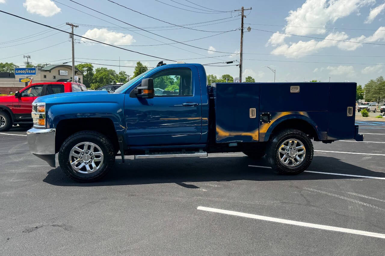Used 2018 Chevrolet Silverado 3500 LT AWD/4WD image 7