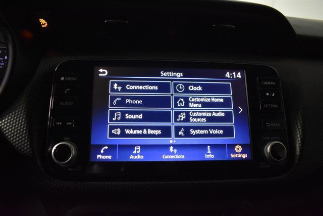 Used 2021 Nissan Kicks SV image 19