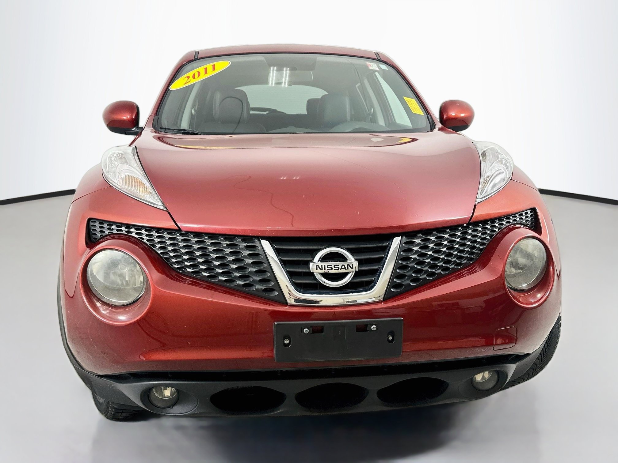 Used 2011 Nissan Juke SL FWD image 2