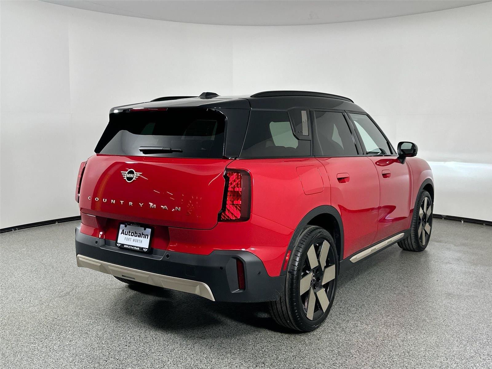 Used 2025 MINI Cooper Countryman S w/ Comfort Package Max AWD/4WD image 4