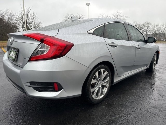 Used 2018 Honda Civic EX image 5
