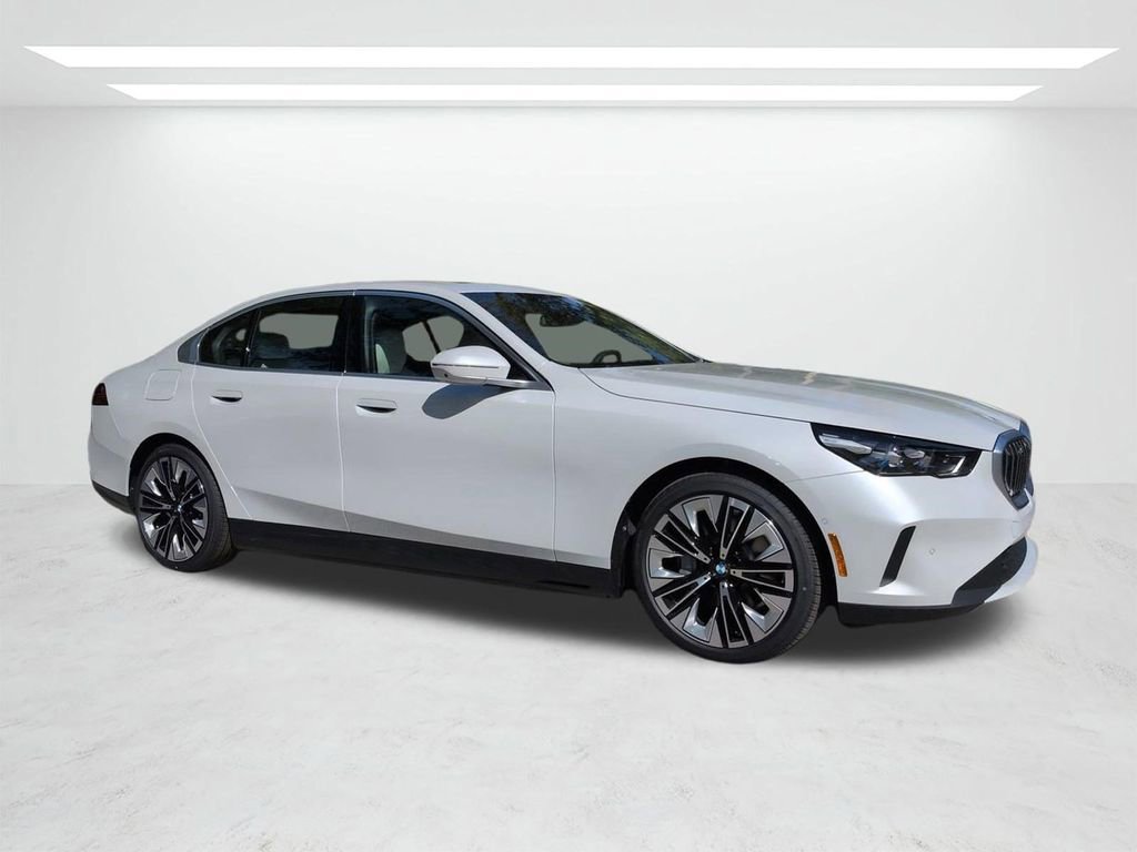 New 2026 BMW i5 eDrive40 image 2