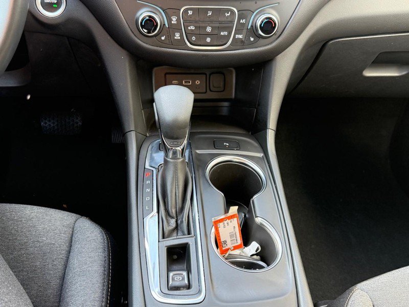 Used 2024 Chevrolet Equinox LT w/ LPO, Floor Liner Package AWD/4WD image 19