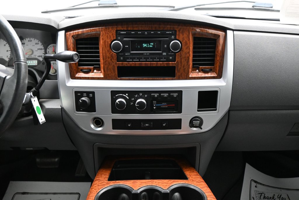 Used 2007 Dodge Ram 1500 Truck Laramie AWD/4WD image 19