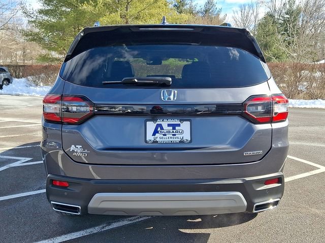Used 2025 Honda Pilot Touring image 5