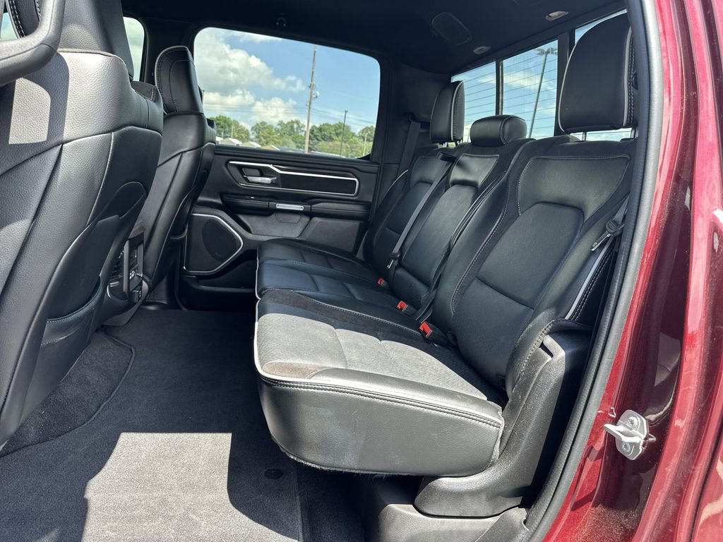 Used 2025 RAM 1500 Laramie w/ Sport Appearance Package AWD/4WD image 28