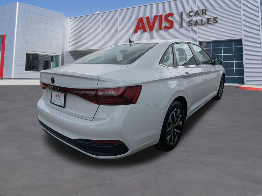 Used 2025 Volkswagen Jetta S image 5