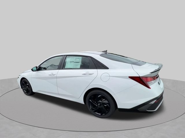 New 2026 Hyundai Elantra SEL Sport FWD image 7