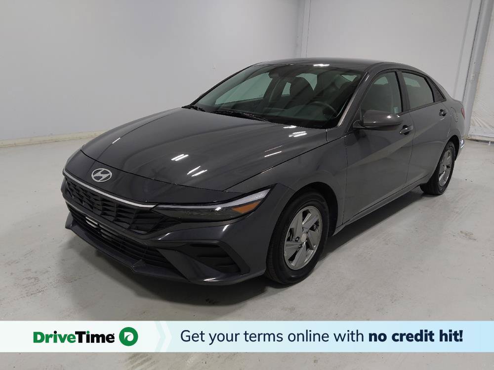 Used 2025 Hyundai Elantra SE FWD image 1